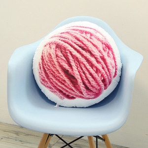 pink yarn